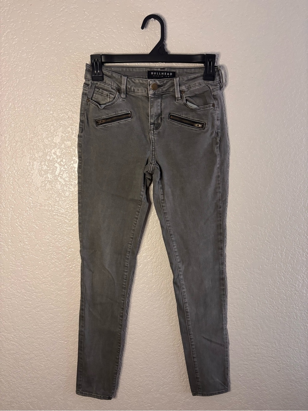 Bullhead Women's Rocker Mid-Rise Skinny Gray Jeans Size 24